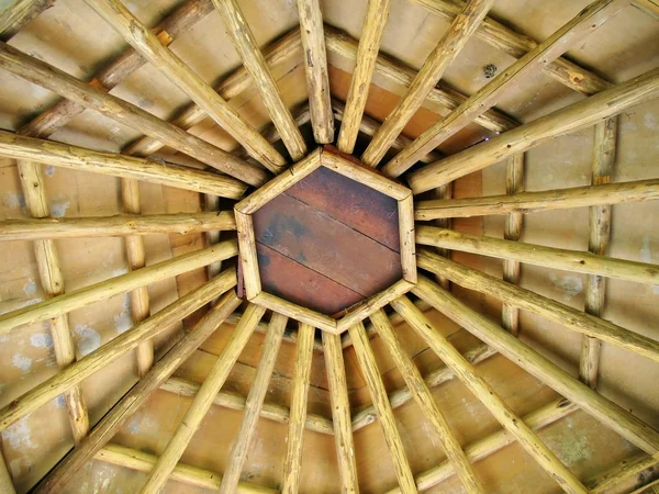 Soffitto in legno — Foto Stock