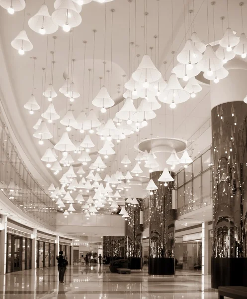 Alışveriş Merkezi giriş holü — Stok fotoğraf