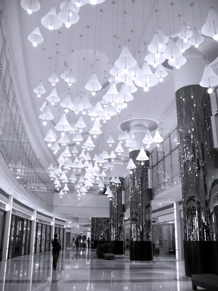 Lobby grande do shopping — Fotografia de Stock