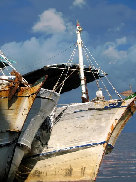 Barcos de pesca antiguos — Foto de Stock