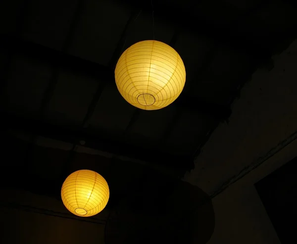 Linternas chinas amarillas — Foto de Stock