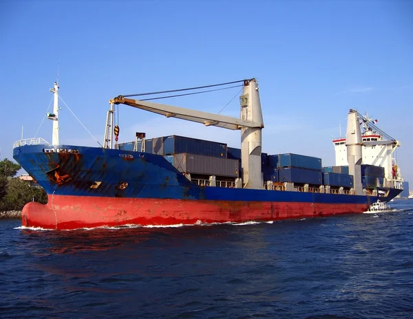 Velká kontejnerová loď — Stock fotografie