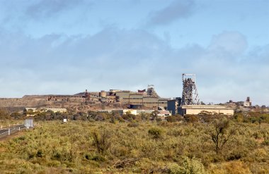 Coming into broken hill clipart