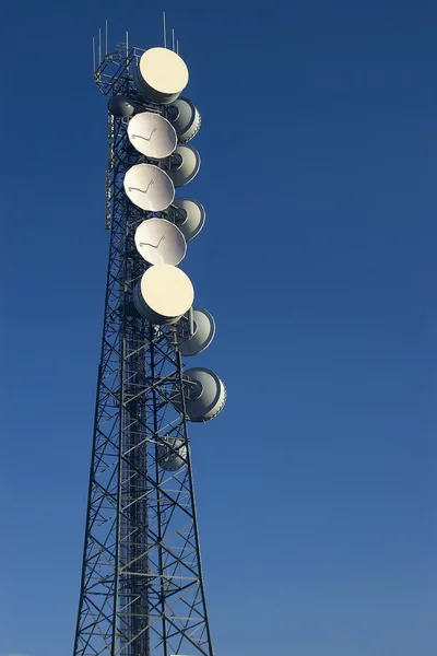 Мобільний телефон вежа — стокове фото