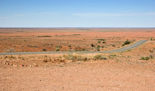 Straße durch die Wüste — Stockfoto