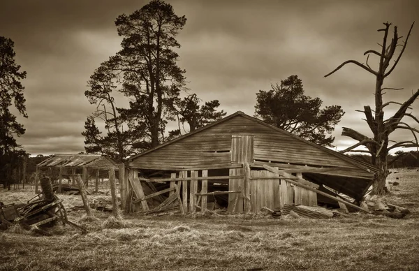 Antiguo edificio de granja —  Fotos de Stock