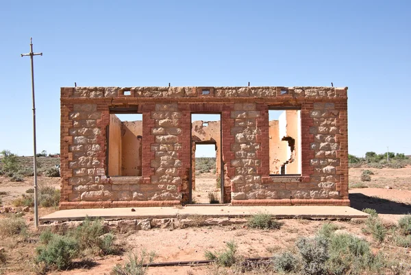 Старые руины в пустыне — стоковое фото