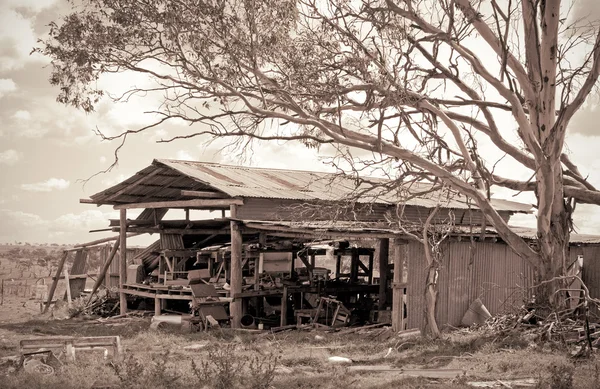 Oude boerderij schuur — Stockfoto