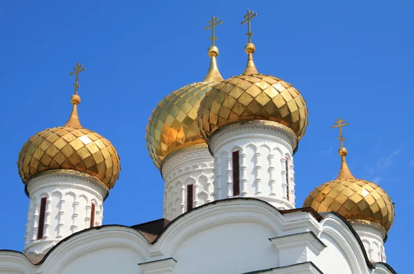 Iglesia rusa agujas —  Fotos de Stock