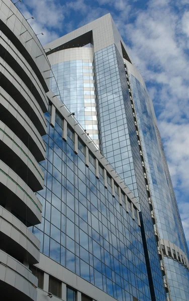 건물 및 cloudscape — 스톡 사진