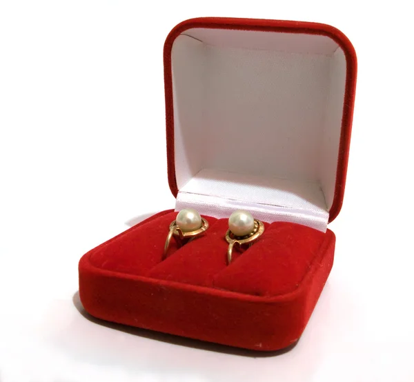stock image Earrings in a red velvet box
