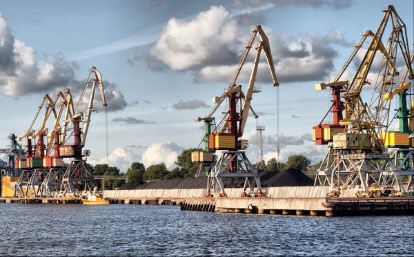 Crane at Ventspils — Stock Photo, Image