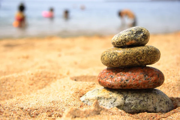 Камені на березі моря — стокове фото