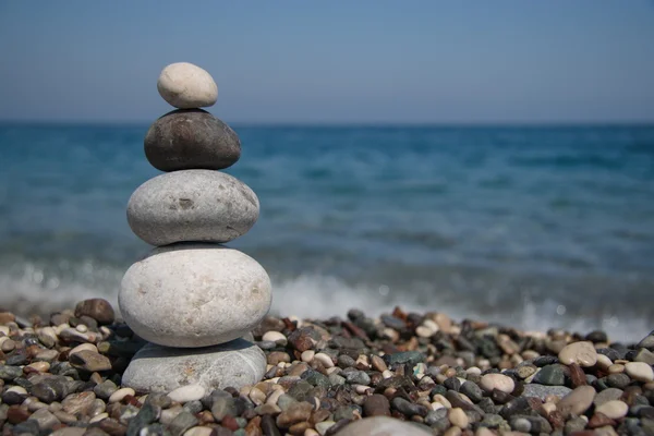 Kamienie na wybrzeżu — Zdjęcie stockowe