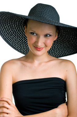 siyah şapka gülümseyen güzel kadın