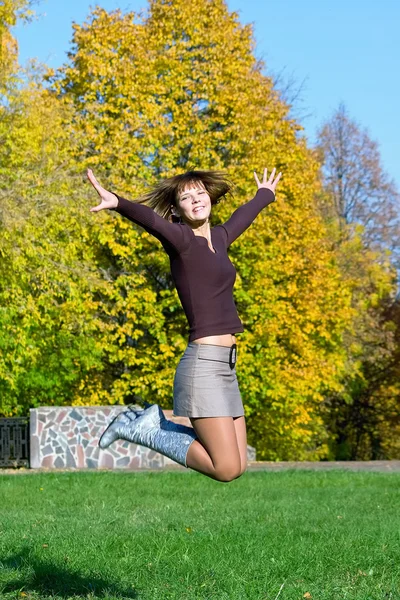 Nice jumping girl — Stock Photo, Image