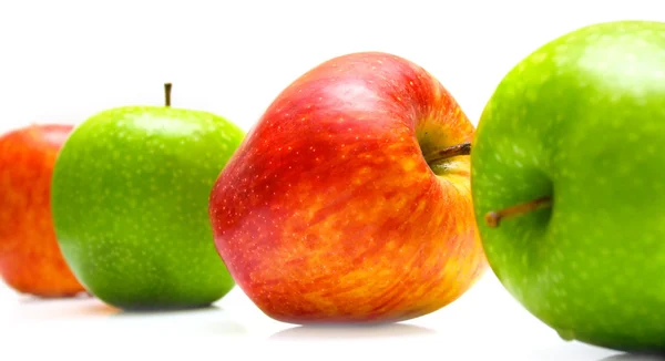 Yeşil ve Kırmızı elma 2 — Stok fotoğraf