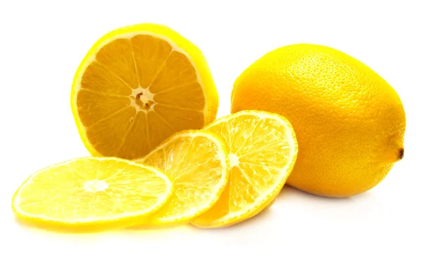 Стиглі соковиті лимони — стокове фото