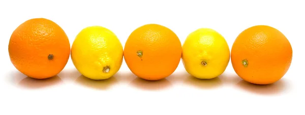 Sinaasappelen en citroenen — Stockfoto