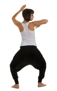 Spor giyimli kız.