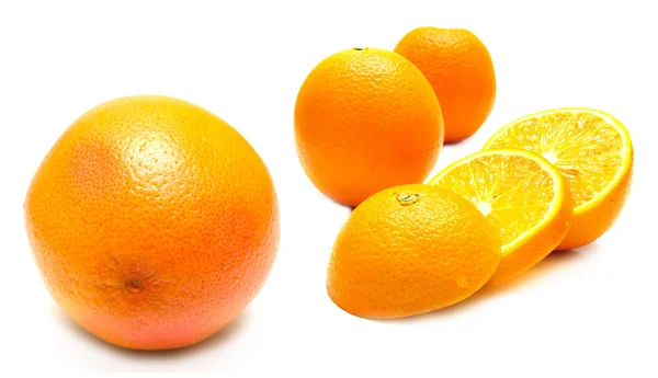 Toranja e laranjas — Fotografia de Stock