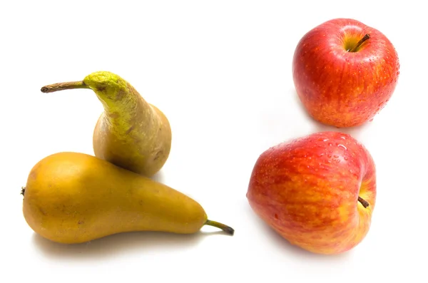 Gröna päron och röda äpplen 2 — Stockfoto