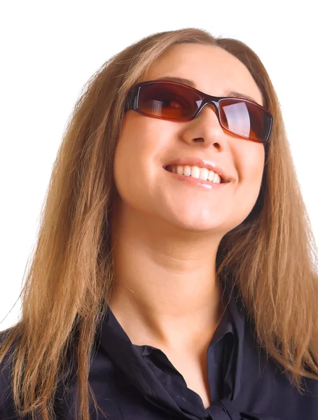Gülen kadın güneş gözlüğü — Stok fotoğraf