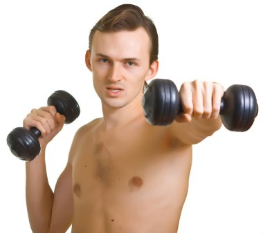 çıplak delikanlı dumbbells ile