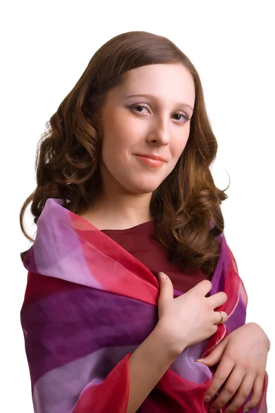 Молодая девушка в сиреневом шарфе — стоковое фото