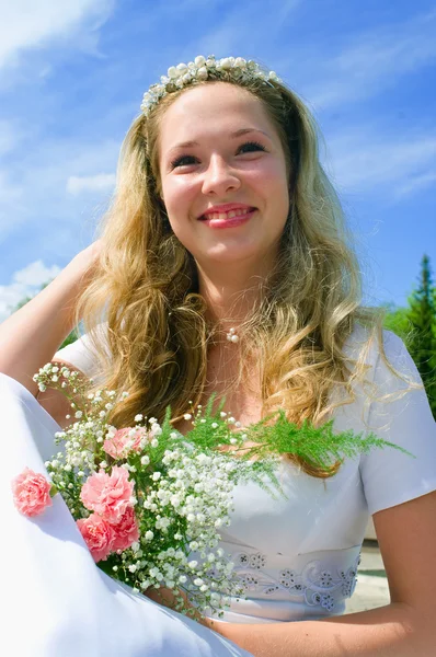 Happy bride — Stock Photo, Image