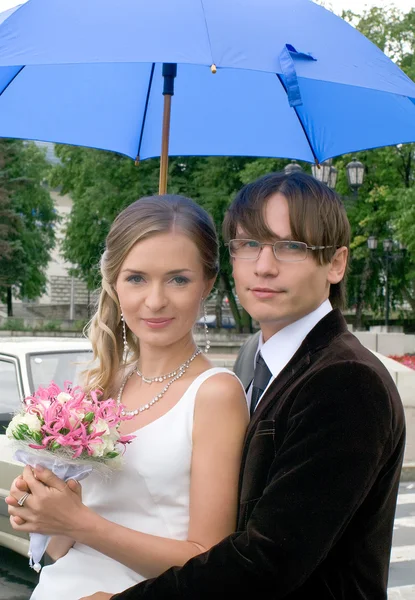 Sorridente sposa e sposo 2 — Foto Stock