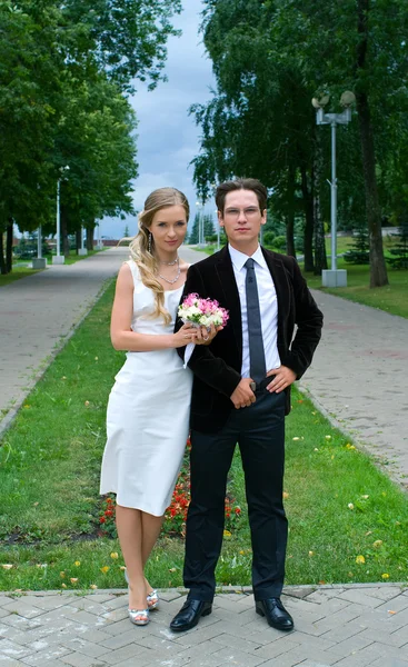 Noiva e noivo 2 — Fotografia de Stock