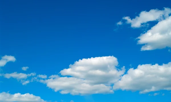 Céu nublado verão — Fotografia de Stock