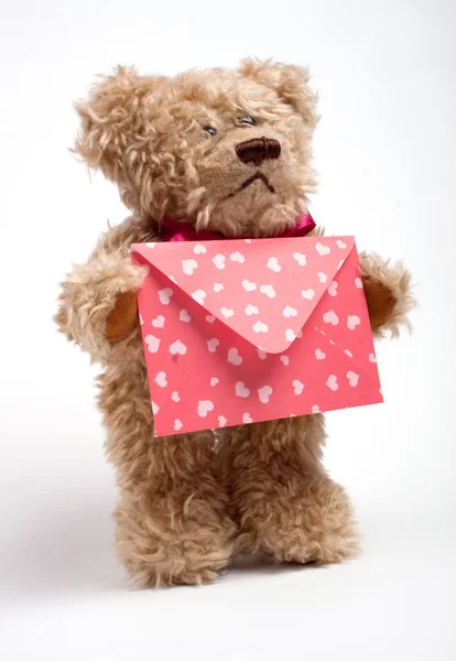 Teddy bear with letter. Valentine — Stock Photo, Image