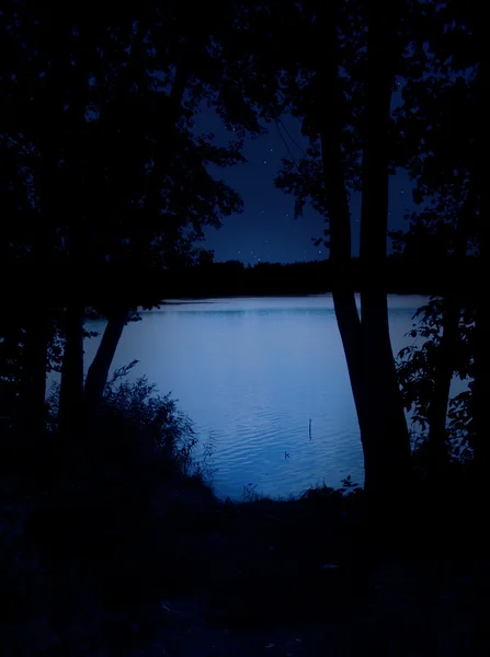 Lago nocturno — Foto de Stock