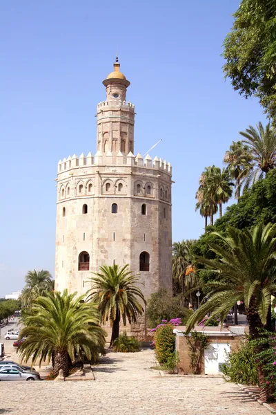 Torre del oro (Goldener Turm) in Sevilla — Stockfoto