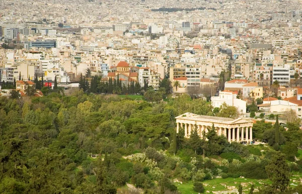 Akropolis 从古代集市的视图 — 图库照片