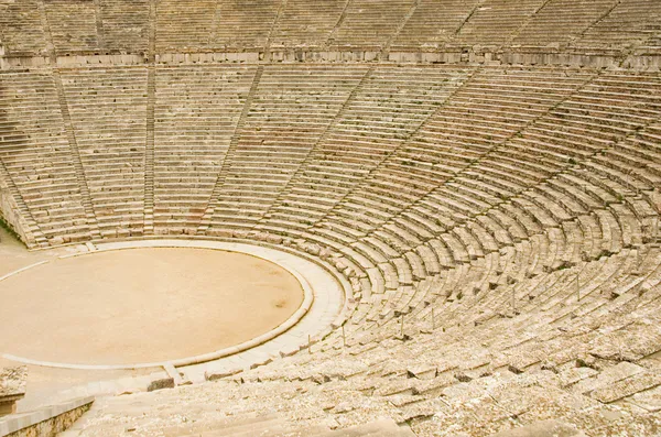 Древний театр в Эпидауре — стоковое фото