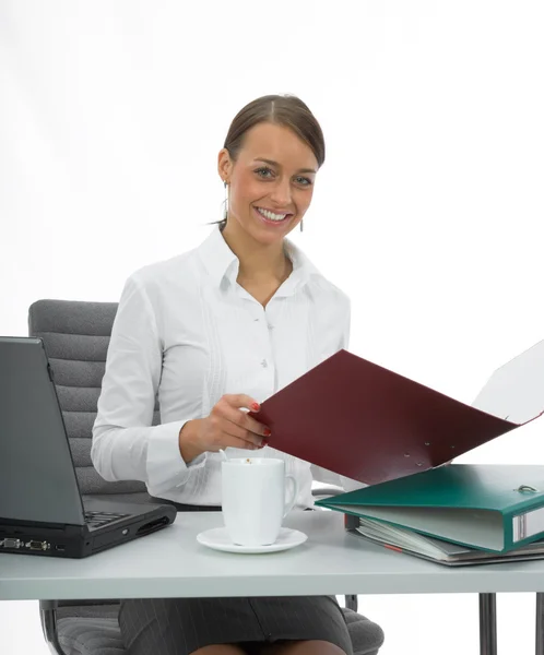 Mulher de negócios e laptop — Fotografia de Stock