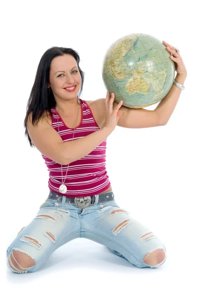 지구본을 가진 젊은 여자 — 스톡 사진