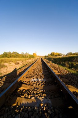 terk edilmiş eski bir tren için peyzaj