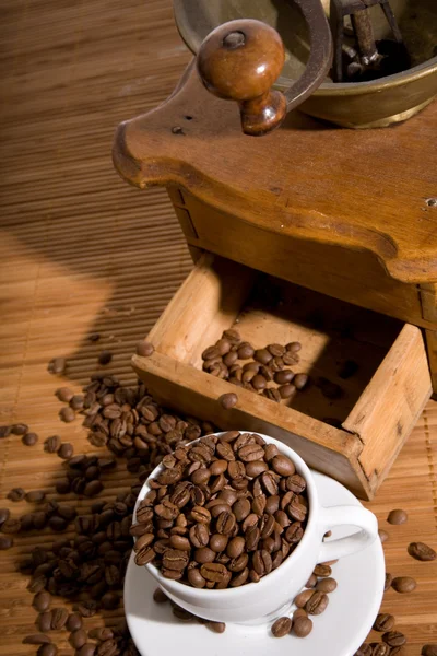 Eski Kahve değirmeni — Stok fotoğraf