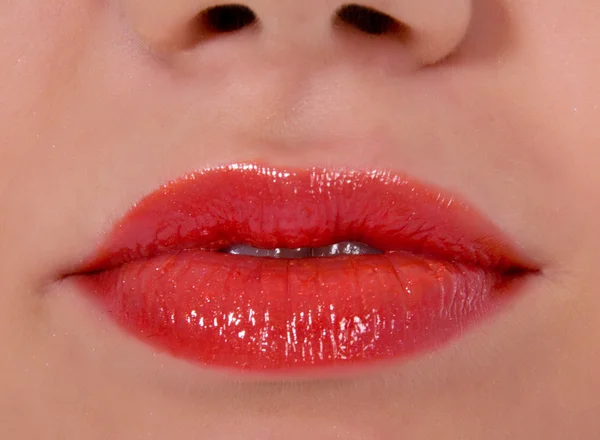 Seksowny błyszczący czerwony usta gest — Zdjęcie stockowe