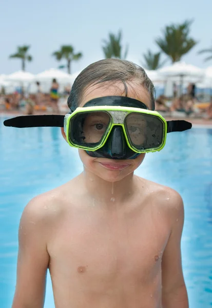 Diving lesson in pool and sea — Stock Photo, Image
