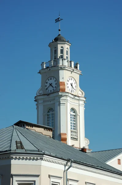 Hodinová věž nebo radnice v vitebsk — Stock fotografie
