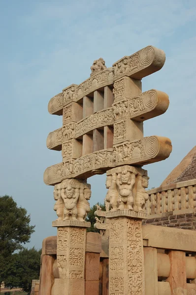 Bramy Wielka stupa w sanchi — Zdjęcie stockowe