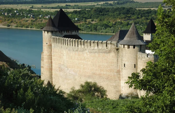 Fortaleza medieval em Hotyn, Ucrânia — Fotografia de Stock