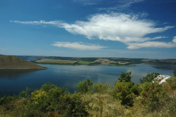 Landschaft des Flusses Dniestr, Ukraine — Stockfoto