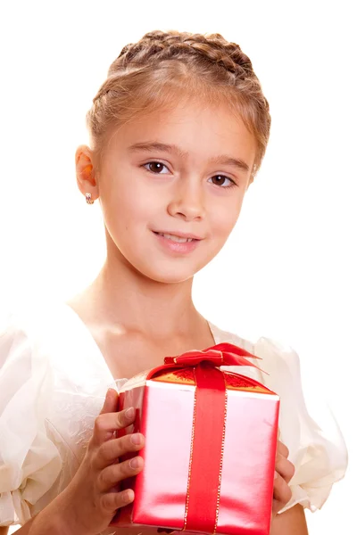 Klein meisje en cadeau — Stockfoto