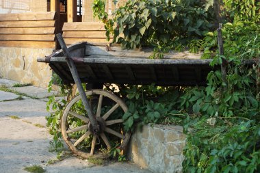 eski geleneksel Ukrayna telega arazi